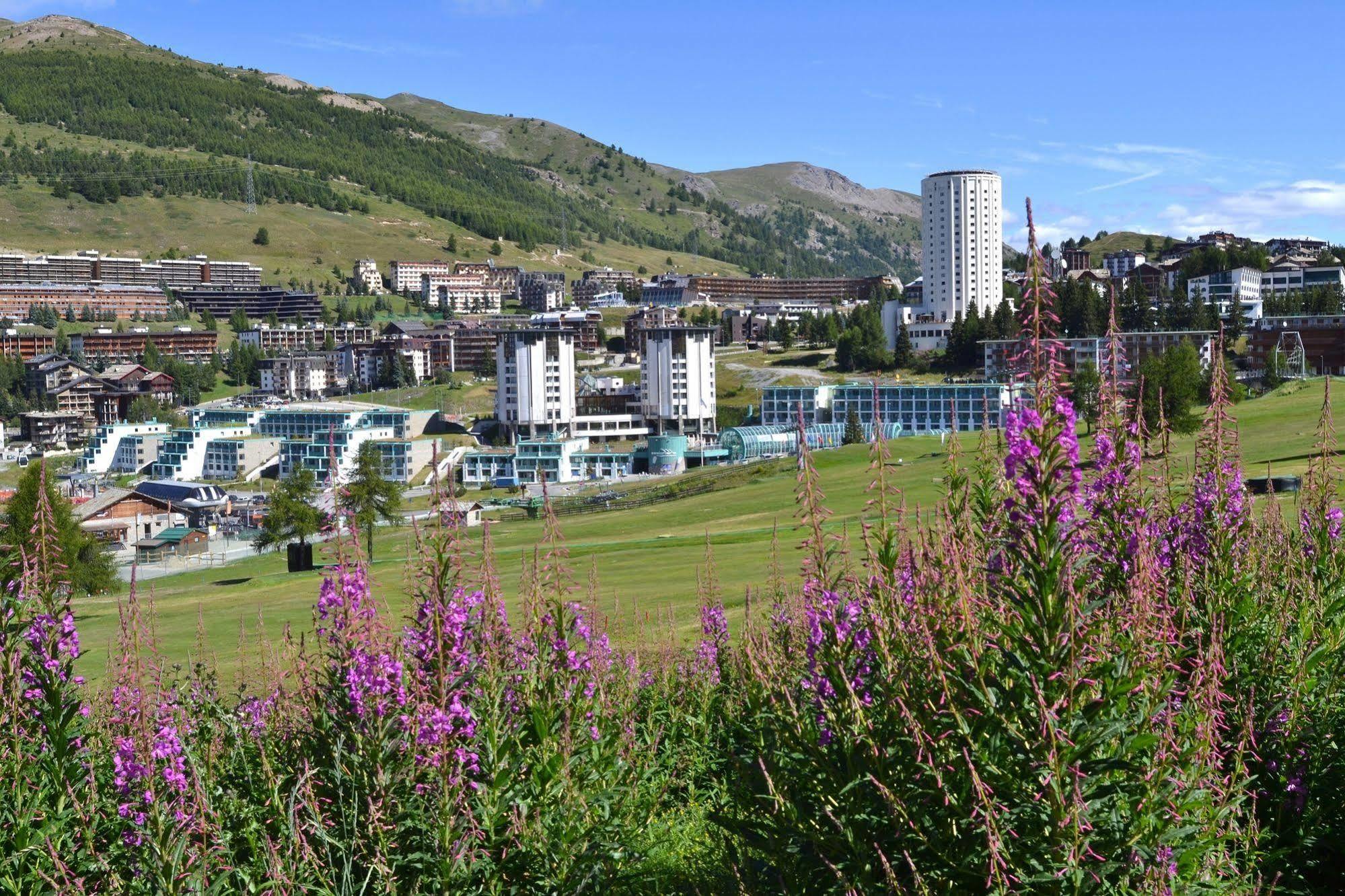 Olimpic Village Th Sestriere Apartments Екстериор снимка