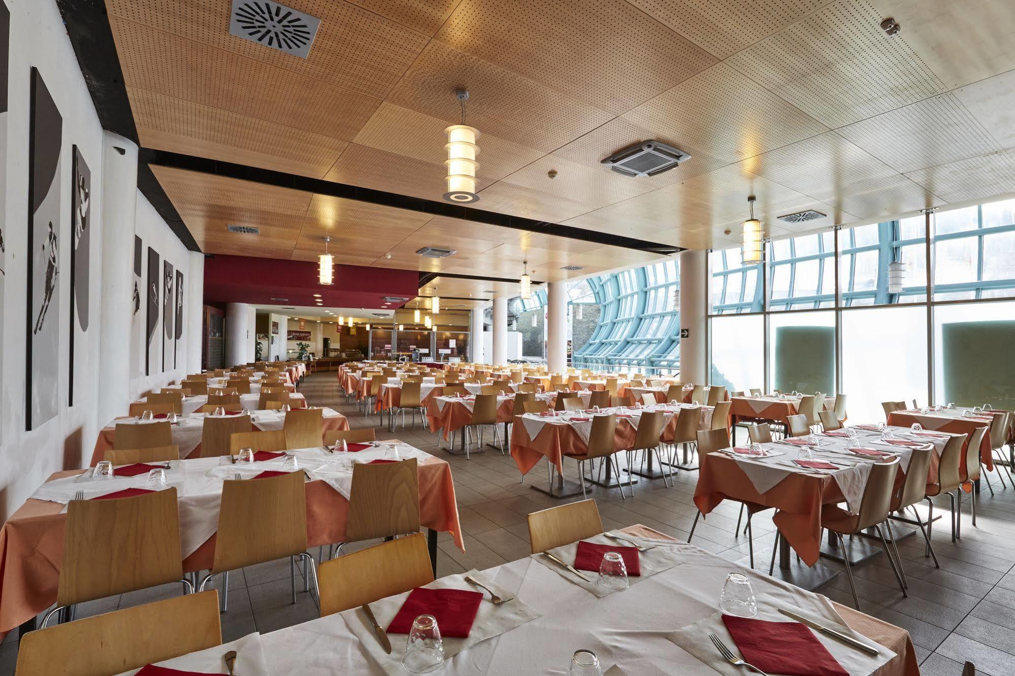 Olimpic Village Th Sestriere Apartments Екстериор снимка